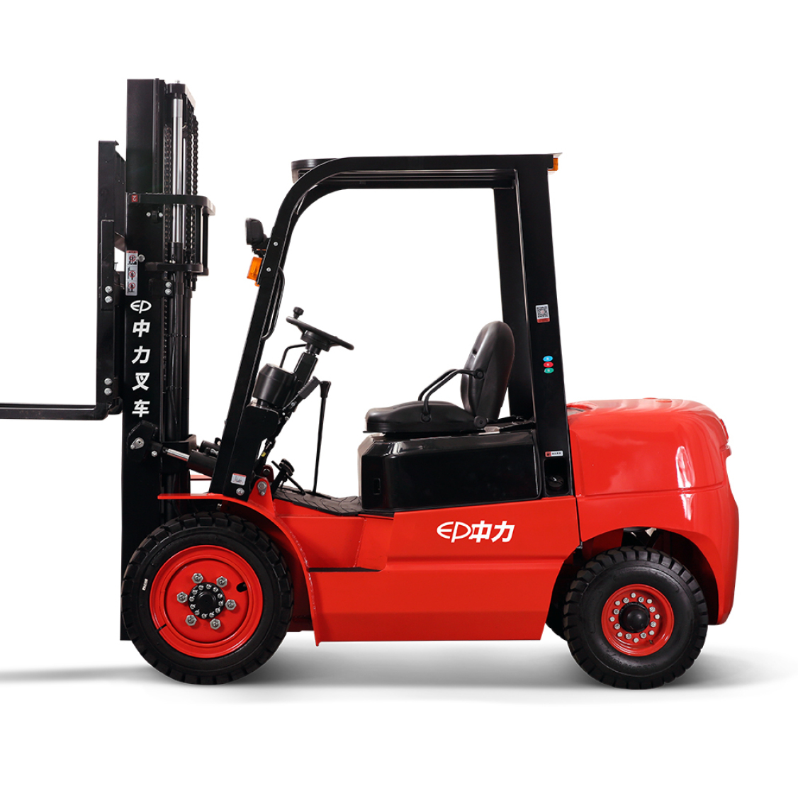 2.0-2.5噸T3國產(chǎn)發(fā)動機內(nèi)燃叉車（排放標(biāo)準(zhǔn)國3）